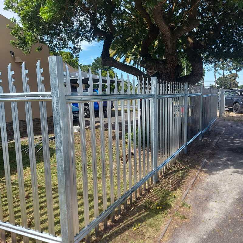 palisade-fence-parow-north